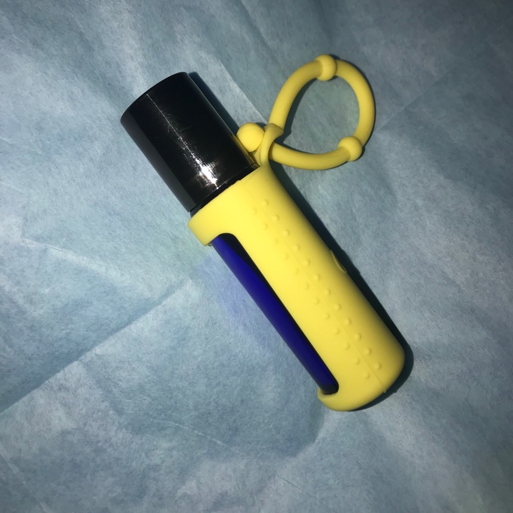 10ml Essential Oil Roller Key Chain/ Bag Holder - Picture 1 of 4